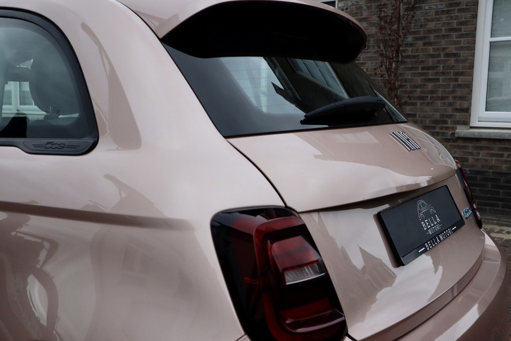 Fiat 500e 3+1 Icon 42 kWh, foto 19