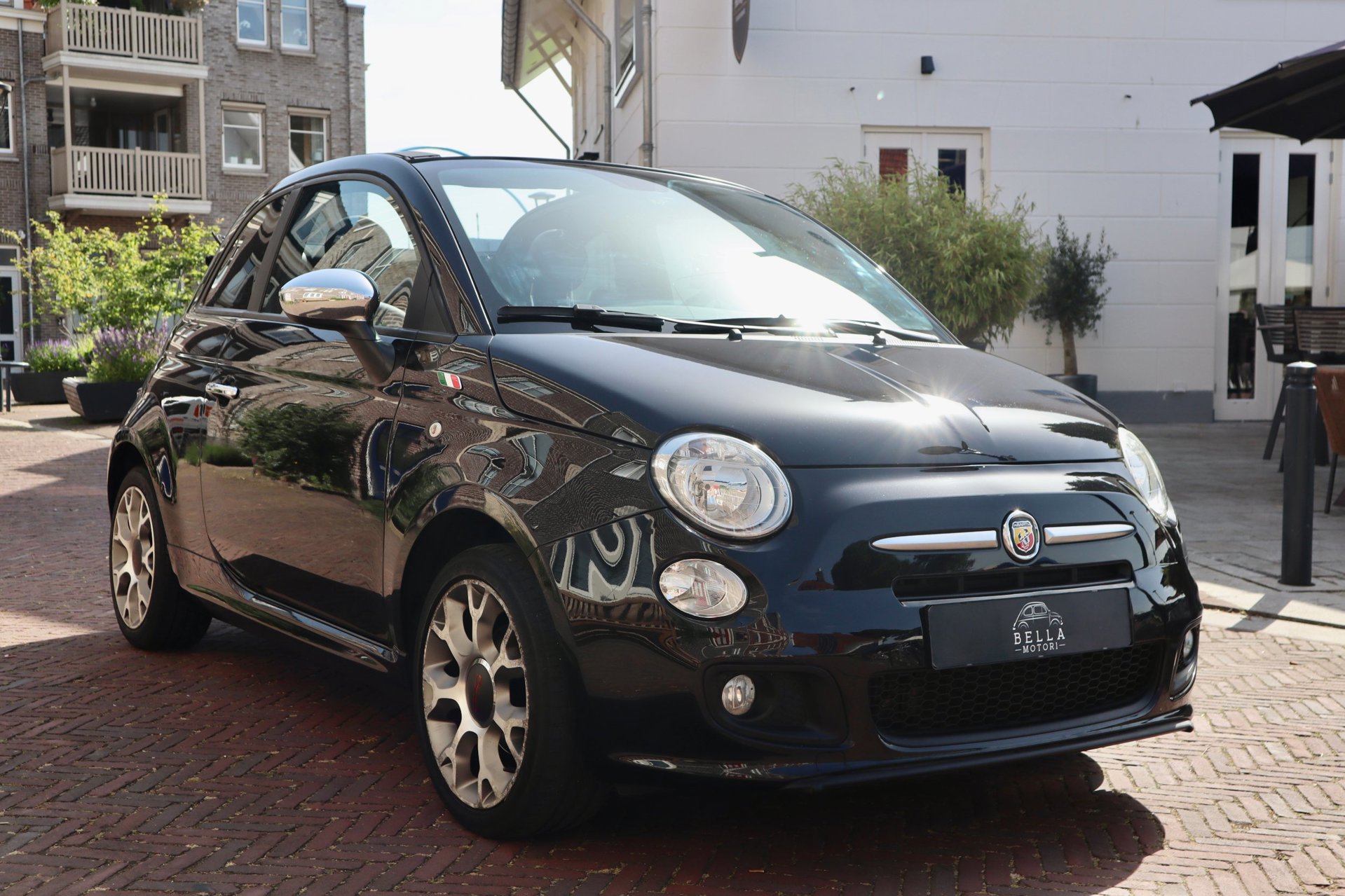 Fiat 500 C 0.9 TwinAir Sport Automaat uit 2015, verkocht door Bella Motori