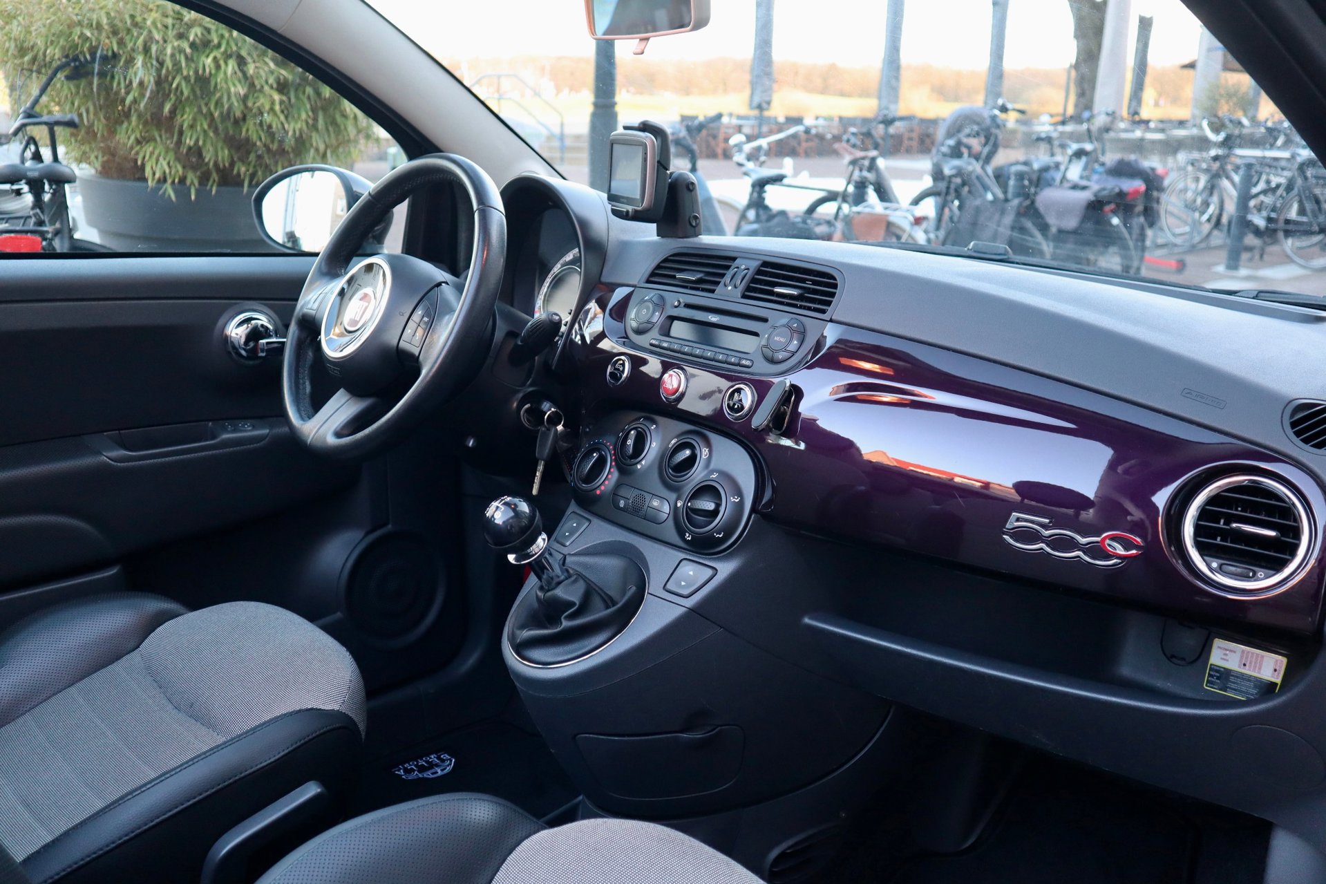 Fiat 500 C 0.9 TwinAir Lounge uit 2013, verkocht door Bella Motori